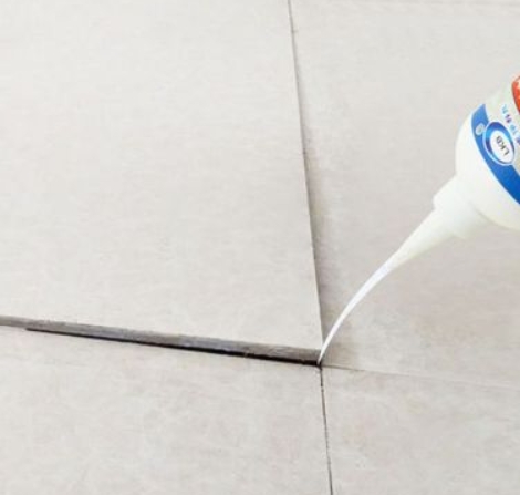 张掖瓷砖空鼓维修公司分享卫生间瓷砖脱落的原因可能有以下几点